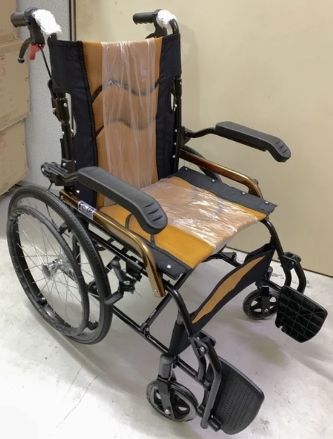 Aluminium Lightweight Wheelchair 18 inch